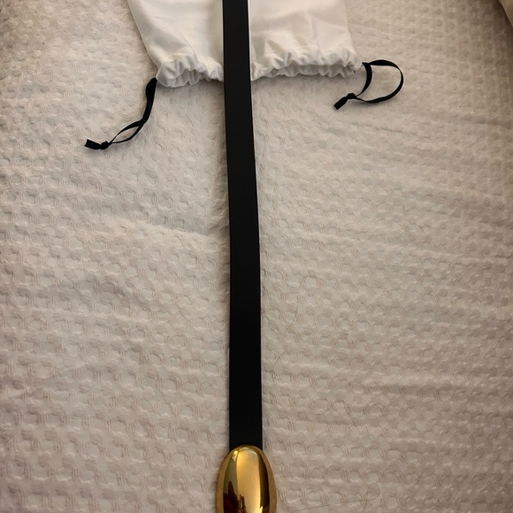 Aritzia Looper Solid Brass Leather Belt, Sz S - Picture 6 of 6